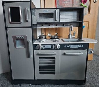 Dětská kuchyňka KidKraft a gril