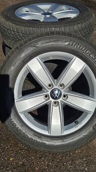 Originál VW Tiguan R17 – téměř nové pneu 98 % Top