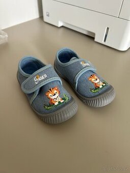 Prodam detske boty(backory, papuce, prezuvky), velikost 24