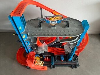 Hot Wheels dráha