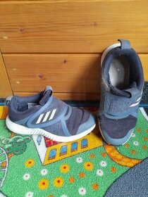 Detske sportovni boty Adidas vel. 34