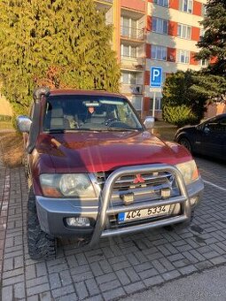 Mitsubishi pajero