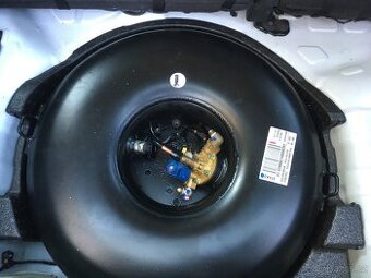 LPG Hyundai I10 výměna nádrže u tovární přestavby