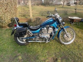 Suzuki intruder vs 800