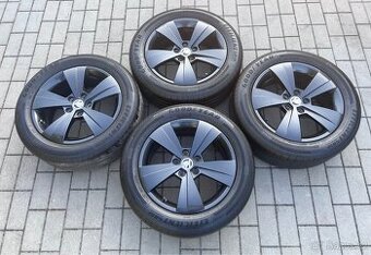 Superb - 17 Triton + letní 215/55 R17 Good Year