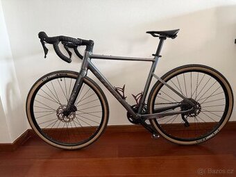 Gravel kolo Storm Focus 2.0 Shimano GRX + dárek