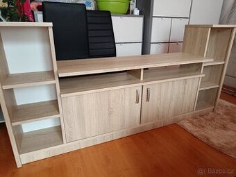 Tv stolek