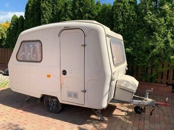 Polský karavan N126 Polák obytný přívěs