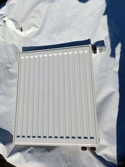 Deskový radiator