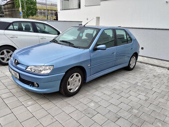 Peugeot 306 1.4 Hatchback (2000)