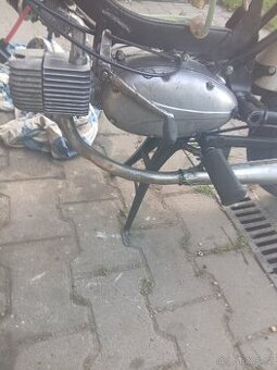 Výfuk jawa mustang