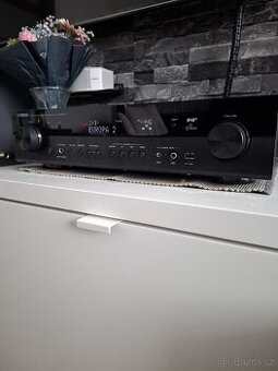 YAMAHA RX-S600D. DAB+/FM. VLAN.