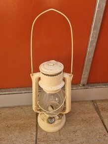 Petrolejová lampa