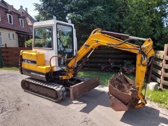 Hanix h260-2 Minibagr 2,7T + 2x lžíce