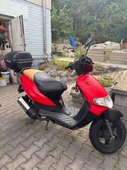 Skútr Derbi-Piaggio