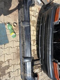 Zadní narazník chrysler voyager 2