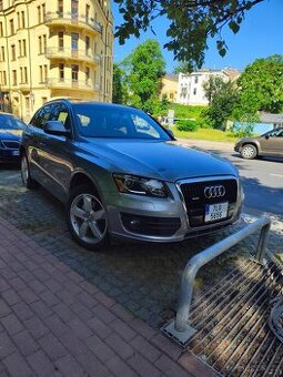 Prodám Audi Q5 3.2 benzín automat