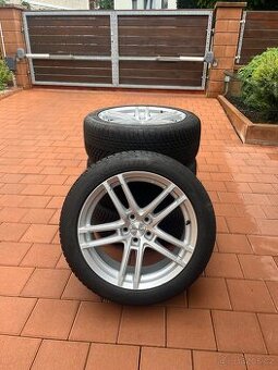Pneu 245/45 R18 GOODYEAR Ultragrip performance 3