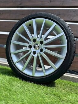 Alu kola 5x112 r18 s pneu (turinistr)