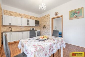 Šumná, RD 3+1, 150 m², zahrada, hospodářská budova, garáž –