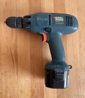Aku vrtačka / šroubovák Black&Decker KC8402C 8,4V