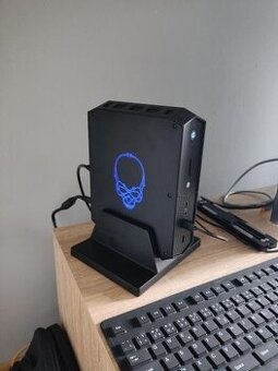 Intel NUC 12 Enthusiast (NUC12SNKi72