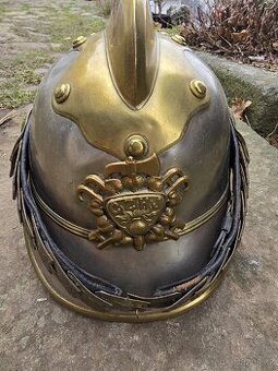 VELITELSKA HASIČSKÁ HELMA č1