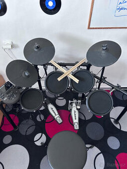 elektronické bicí Alesis