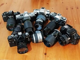 1- FOTOkonvolut - fotoaparáty, objektivy (Minolta, Praktica)