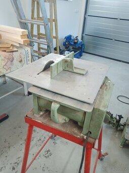 Uni dřevoobráběcí stroj UMDS