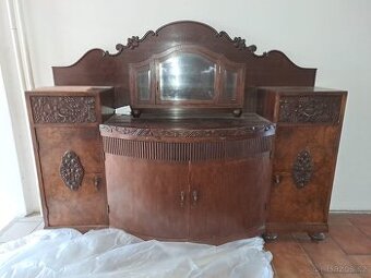 Prodám starožitný dubový nábytek