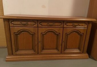 Rustikální komoda-rezervace