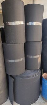 Netkaná textilie - pevná/tvrdá