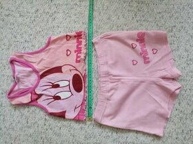 Kraťasy s tričkem