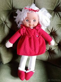 Stará hadrová panenka