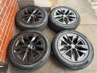 Alu 17" 5x112 škoda " ROTARE Black " letní 75% O4 TOP
