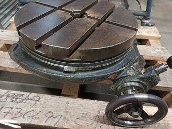 Ruční otočný stůl pro frézku