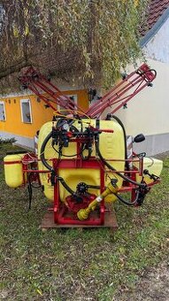 Polní postřikovač HARDI 600l – nesený
