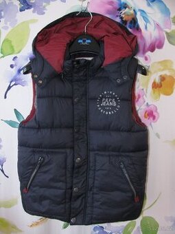 Krásná teplá prošívaná vesta s kapucí PEPE JEANS vel.152