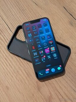 iPhone 13 128GB, pouzdro, top stav