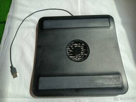 Chladič pod notebook