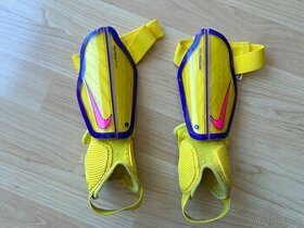 Dětské fotbalové chvániče Nike. vel. S, 120/130 cm