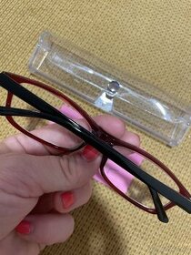 Dioptrické brýle bordové