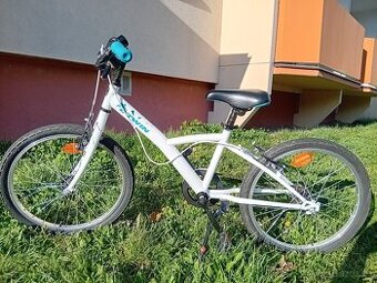 Dětské trekové kolo 20" B´Twin top stav, pro holky i kluky