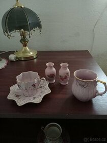 Růžový porcelán