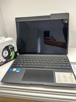 Asus Zenbook 14 oled UX 5400e - 1