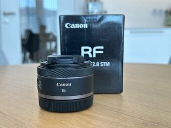 Canon RF 16 mm F2.8 STM