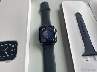 Apple Watch SE 44mm Space Gray