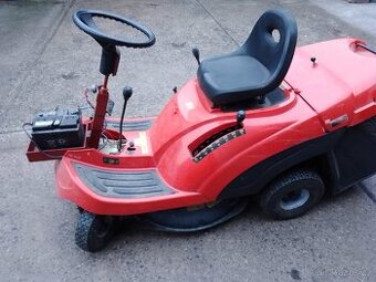 Zahradní traktor