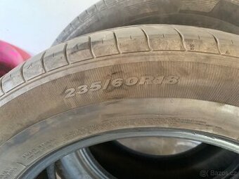 Letni pneu 235/60 R18